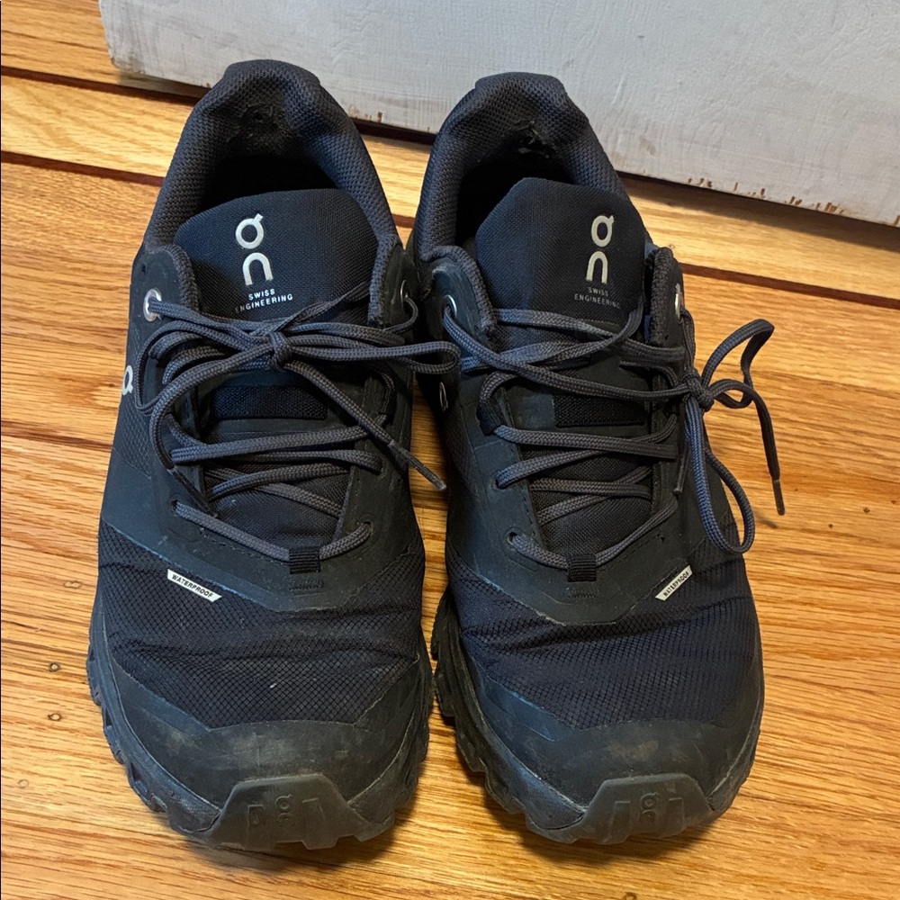 On Running  Black Athletic Shoes